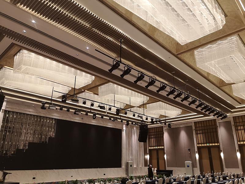 长行程多功能舞台灯光升降吊点吊机