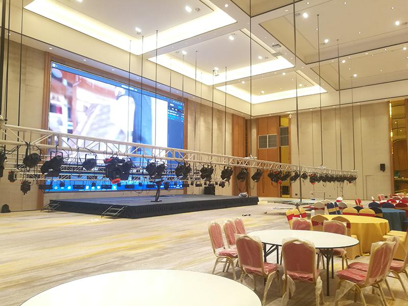 长行程多功能舞台灯光升降吊点吊机