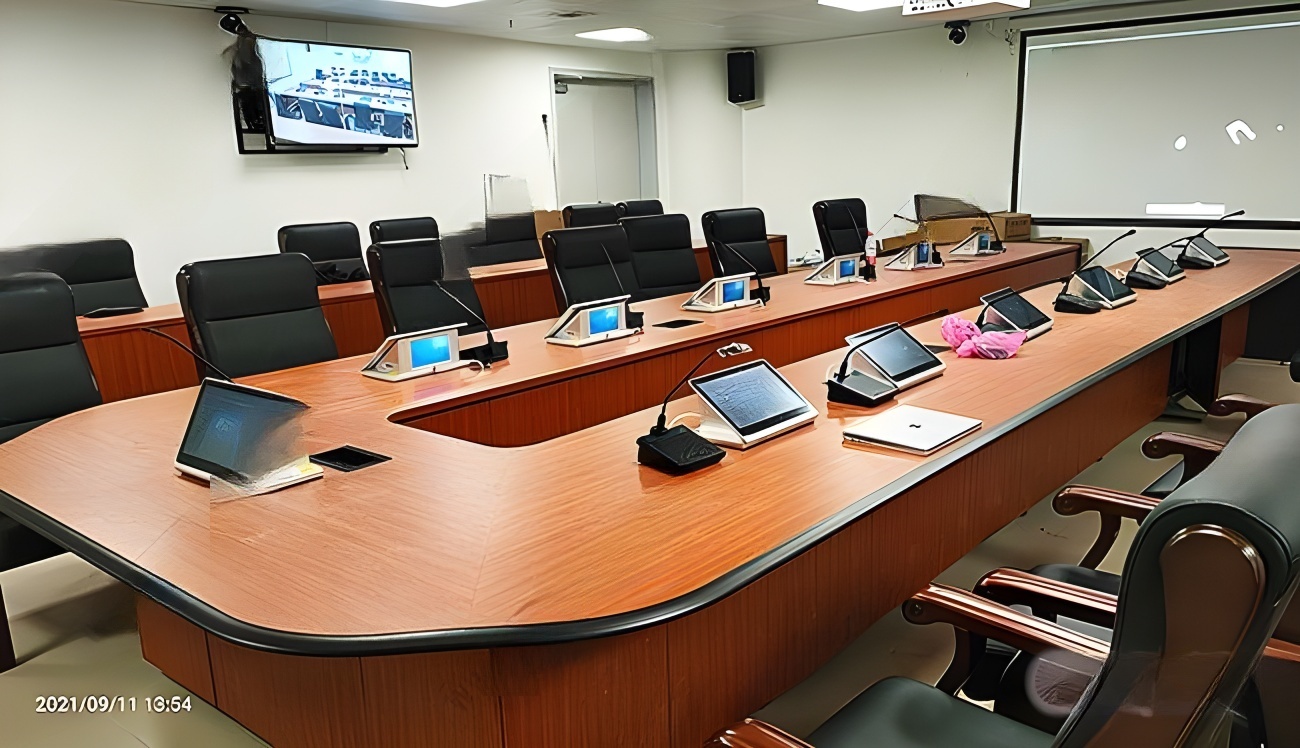 不同大小的会议室应该怎么选择不同尺寸的会议平板