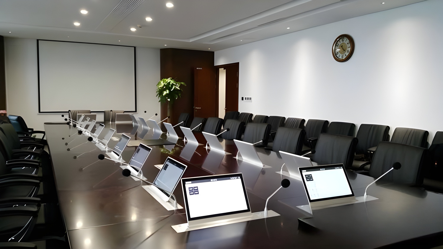 善百无纸化会议系统的操作流程是怎样的？